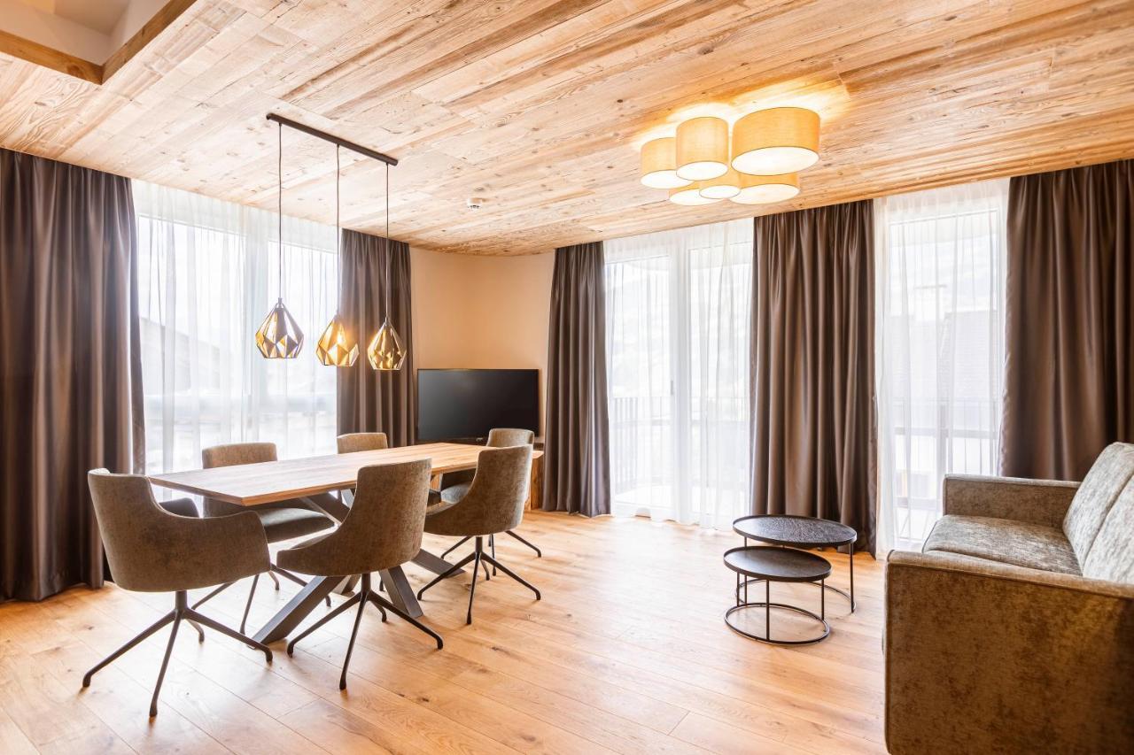Aparthotel Zillertal By Alps Fügen