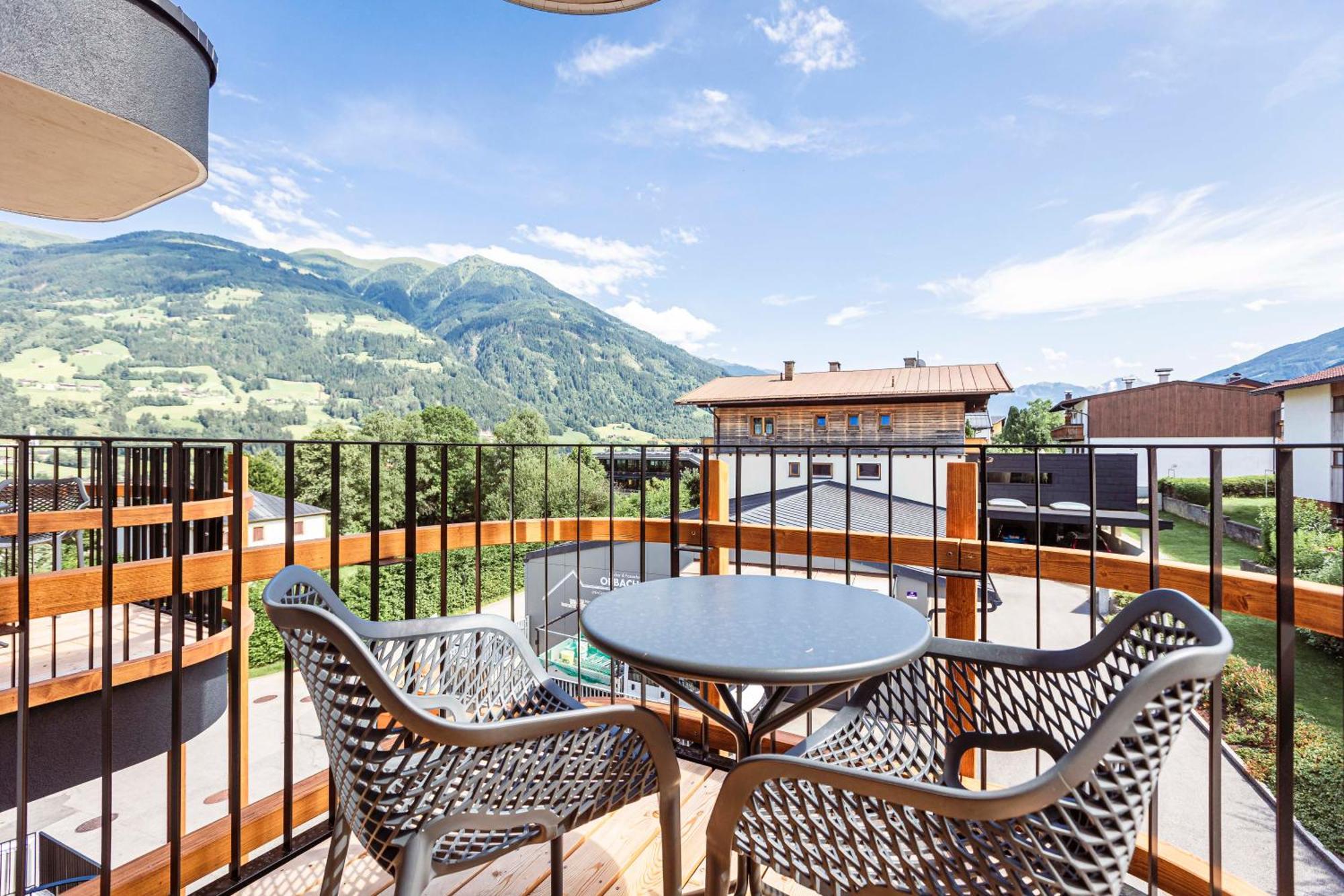 Zillertal By Alps Aparthotel Fügen